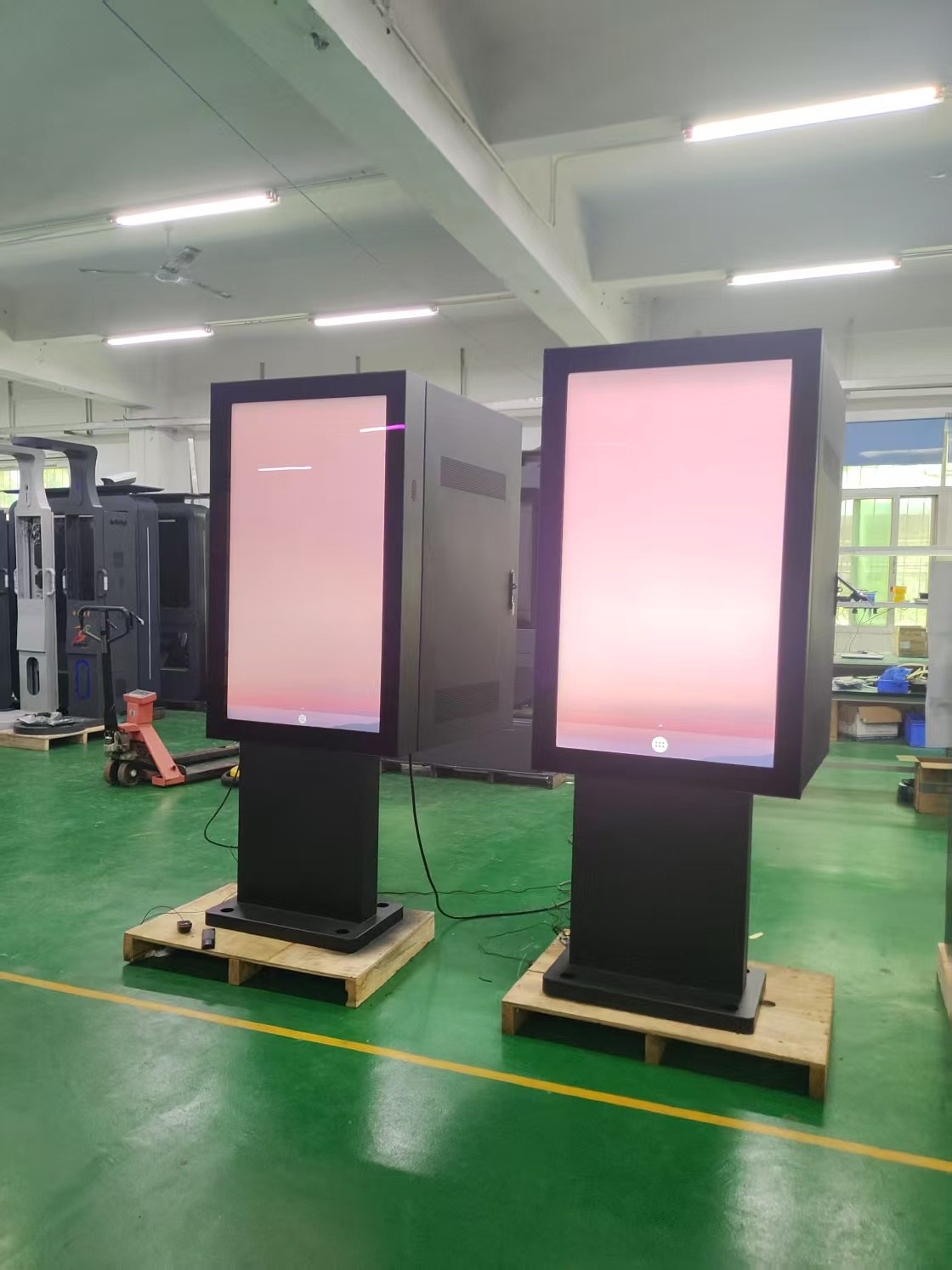 4K 43inch Outdoor Kiosk Video Player IP66 vodotěsný